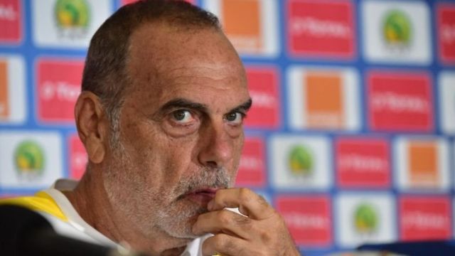 L'ancien entraîneur de Chelsea était à la tête des Black Stars depuis un peu plus de deux ans.