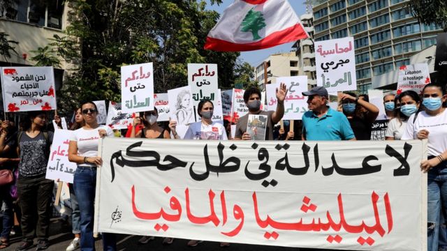 أهالي ضحايا انفجار مرفأ بيروت يطالبون بالعدالة في الذكرى الثانية للانفجار