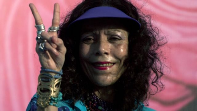 Quién es Rosario Murillo, la extravagante mujer de Daniel Ortega y poderosa  vicepresidenta de Nicaragua - BBC News Mundo