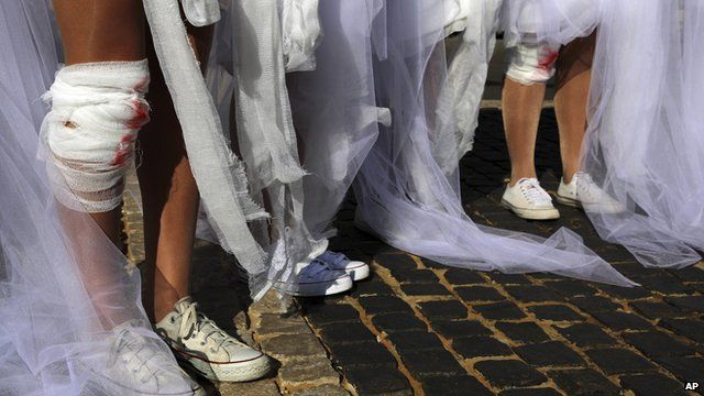 Wedding dress demo