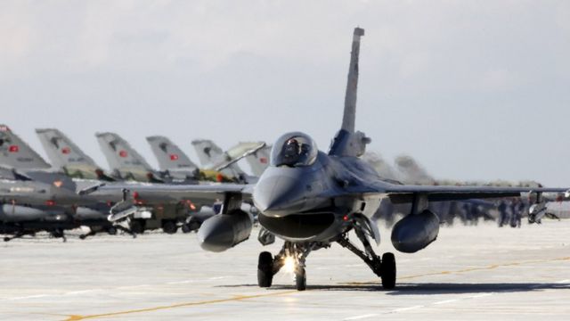 Türk F16'ları