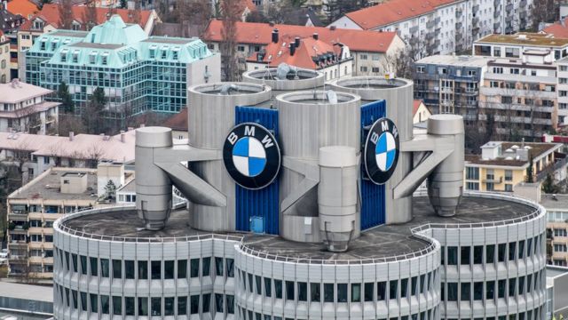 BMW headquarters searched by police in emissions raid - BBC News