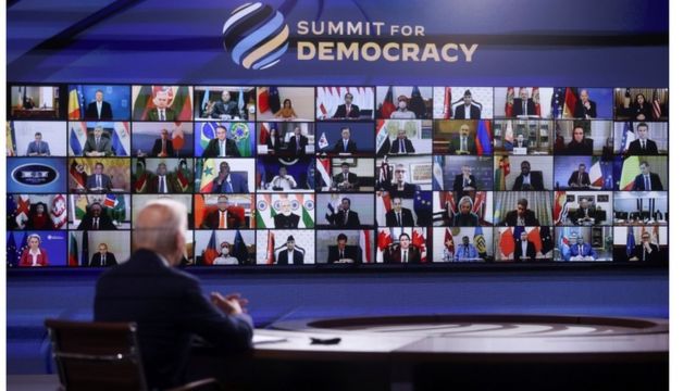 Summit for Democracy: gli Stati Uniti creano un fondo da 14,2 miliardi di dollari per promuovere la libertà dei media, elezioni indipendenti e combattere la corruzione