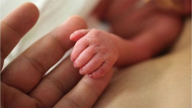 দীর্ঘ সময় শিশুটির প্রাণস্পন্দন পাওয়া যাচ্ছিল না বলে জানিয়েছে হাসপাতাল কর্তৃপক্ষ ( ছবিটি প্রতীকি অর্থ ব্যবহার করা হয়েছে)