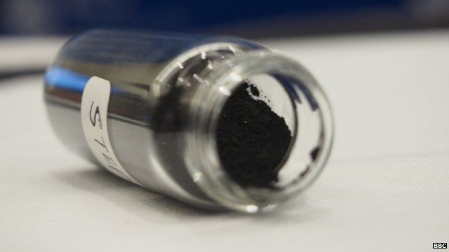 vial of carbon fibres