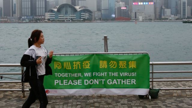 肺炎疫情 面对长期萧条 不要黄色经济圈 的香港思考前路 c News 中文