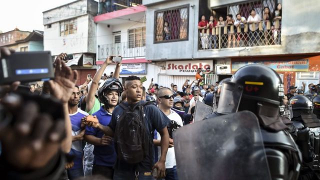 Protesta contra un mitin de la FARC.