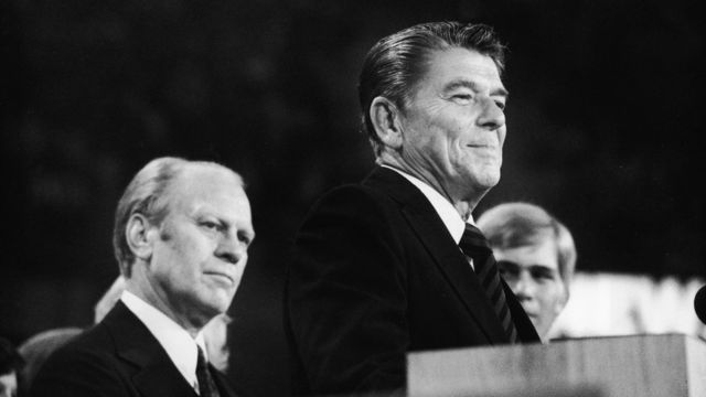 Gerald Ford y Ronald Reagan durante la convención
