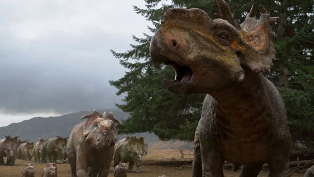 Dinosaures : six mythes sur ces animaux qui déroutent encore beaucoup de  gens - BBC News Afrique