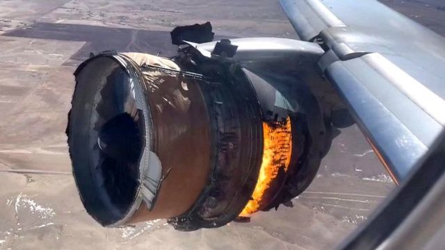 Turbina danificada em pleno voo
