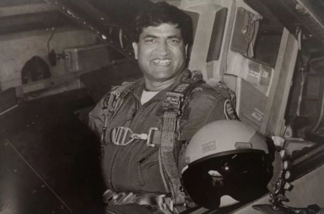 இந்திய மக்கள் மீதே குண்டு வீசிய இந்திய விமானப் படை