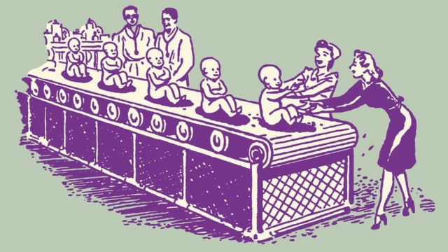 Ilustração mostra bebês em uma esteira, simulando uma mecanização, com médicos homens de um lado e mães de outro