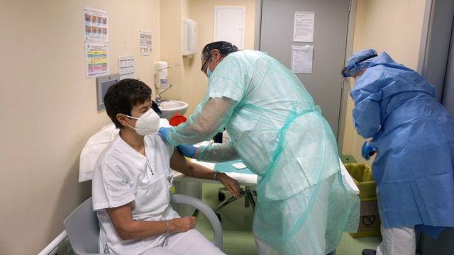 欧州のワクチン接種 何がうまくいっていないのか Bbcニュース