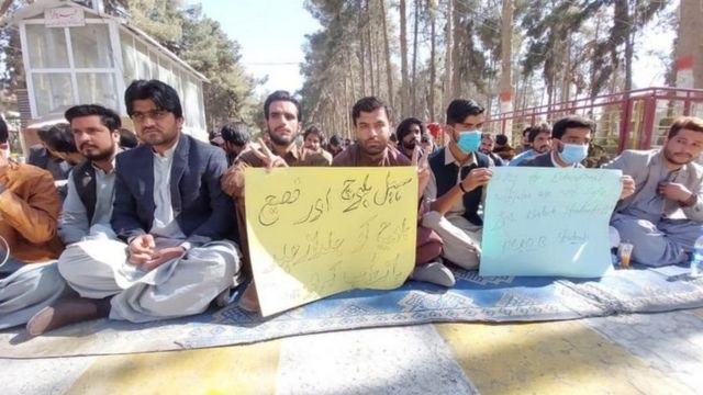 وسعت اللہ خان کا کالم بات سے بات بلوچستان کا منھ تو پہلے ہی بند ہے Bbc News اردو 