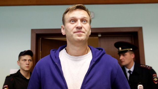 У Росії проходять акції на підтримку Навального - BBC News Україна