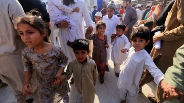 د سې شنبې پر ورځ خېبر ټيچینګ هسپتال یوه اعلامیه کې وویل، چې دوی ته ۷۰۰۰ ماشومان ورغلي چې له لومړنۍ طبي مرستې وروسته کورونو ته استول شوي دي.