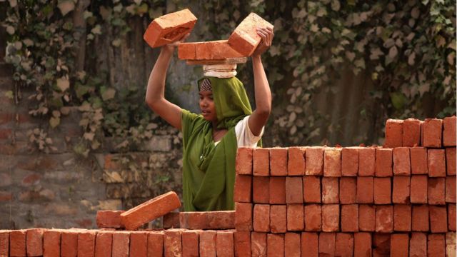 Trabajadora en India