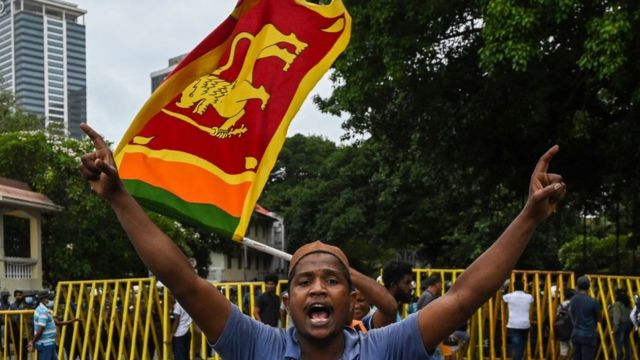 போராட்டக்காரர்