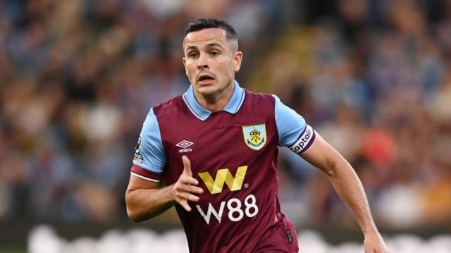 Josh Cullen of Burnley in action during the Premier League match between Burnley FC and Manchester City at Turf Moor