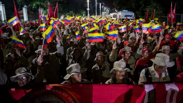 Manifestação em defesa de Maduro na Venezuela