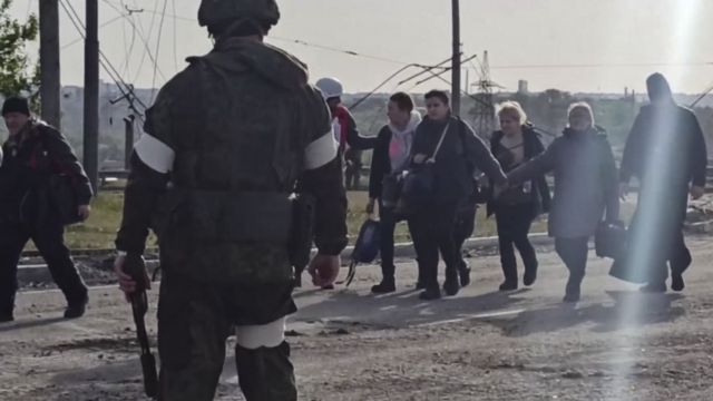 تمكن 50 مدنيا من مغادرة مجمع الصلب في ماريوبول