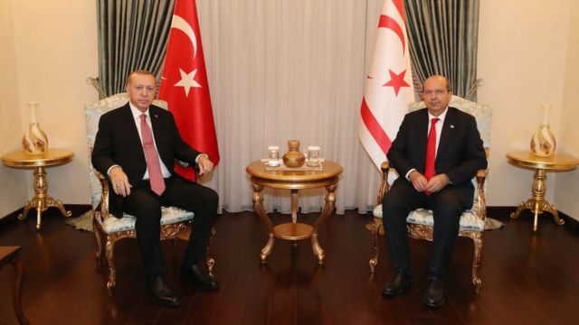 Presiden Turki, Recep Tayyip Erdogan, dengan Presiden Siprus Utara, Ersin Tatar.