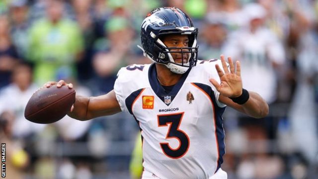 Russell Wilson booed on Seattle return as fumbling Broncos lose to