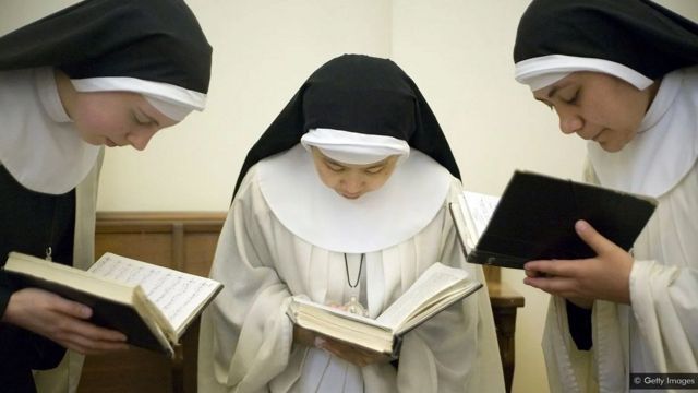 Monjas