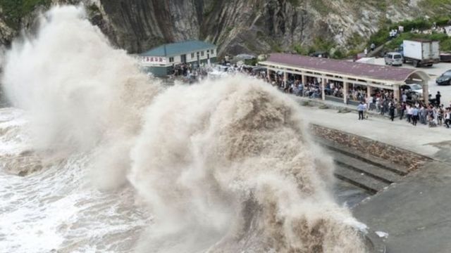 বায়ুমণ্ডলের তাপমাত্রা বেড়ে গেলে জলবায়ুতে বড়ো রকমের পরিবর্তন ঘটতে পারে