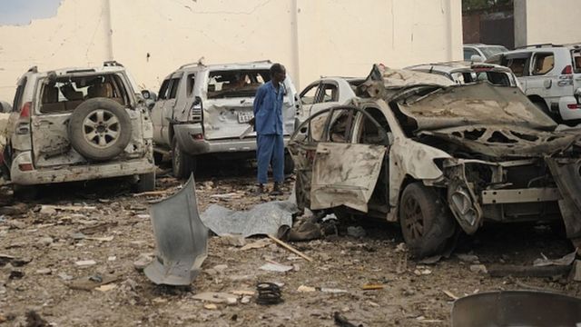La devanture de l'hôtel Doorbin à Mogadiscio frappé par un attentat.