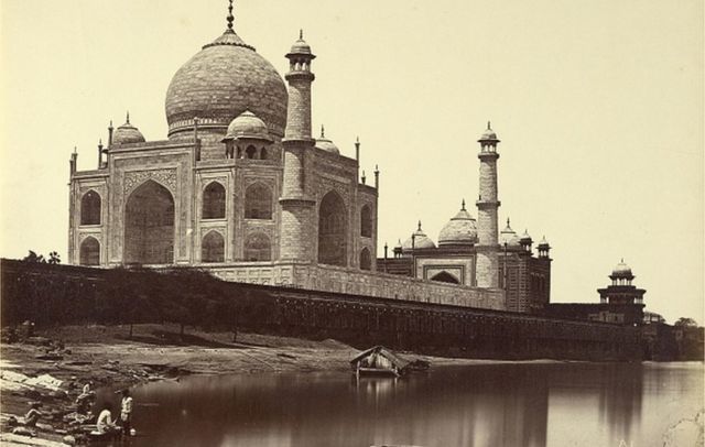 Taj Mahal from the River; Felice Beato (English, born Italy, 1832 - 1909), Henry Hering (British, 1814 - 1893); India; about April 1859; Albumen silver print. (Photo by: Sepia Times/Universal Images Group via Getty Image