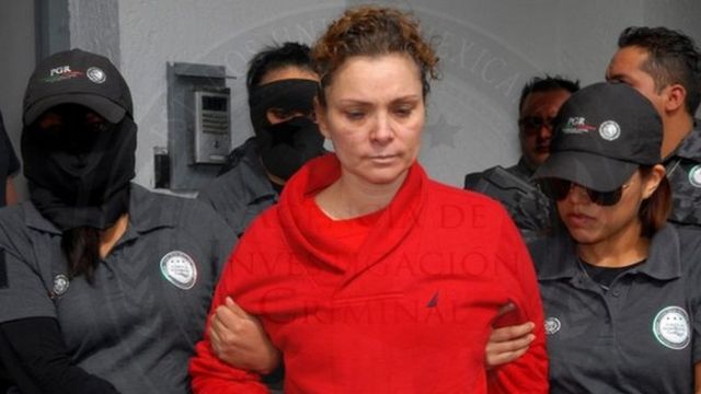 イグアラ市長の妻、マリア・デ・ロス・アンヘレス・ピネダ被告は組織犯罪への関与で訴追されている
