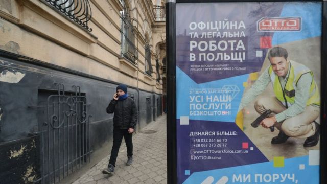 Як Польща потерпає без українських заробітчан