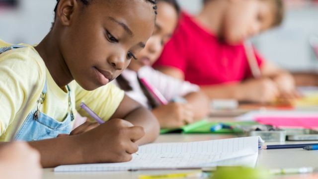 Ministério da Educação lança aplicativo gratuito para reforçar alfabetização