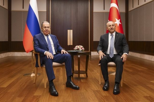 Rusya Dışişleri Bakanı Sergei Lavrov vre Dışişleri Bakanı Mevlüt Çavuşoğlu