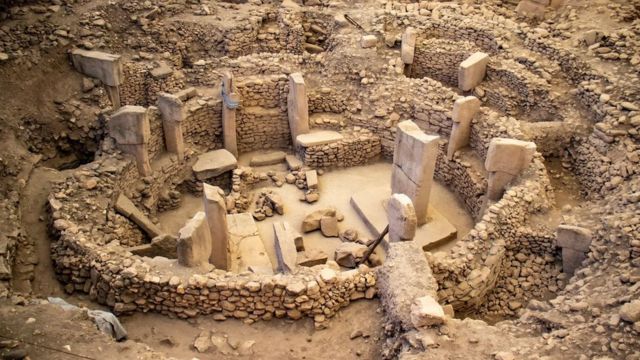 Les structures circulaires de Göbekli Tepe ont changé le regard des archéologues sur les débuts de la civilisation.