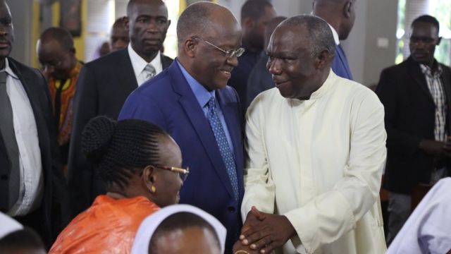 Magufuli na Padre