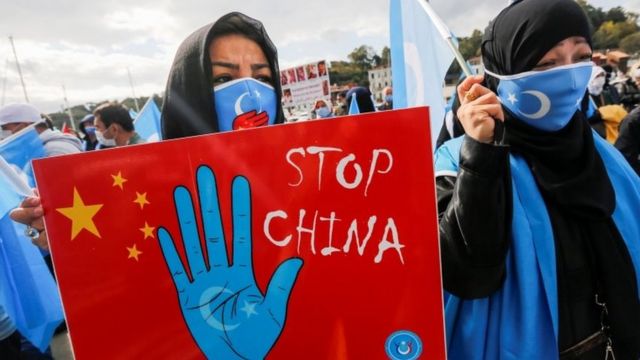 Protesto em favor da minoria étnica uigur, em outubro