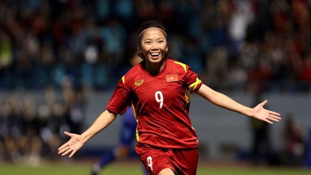 Đội trưởng Huỳnh Như ghi bàn duy nhất giúp tuyển nữ Việt Nam đánh bại Thái Lan