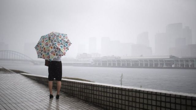 Жінка Японія парасолька