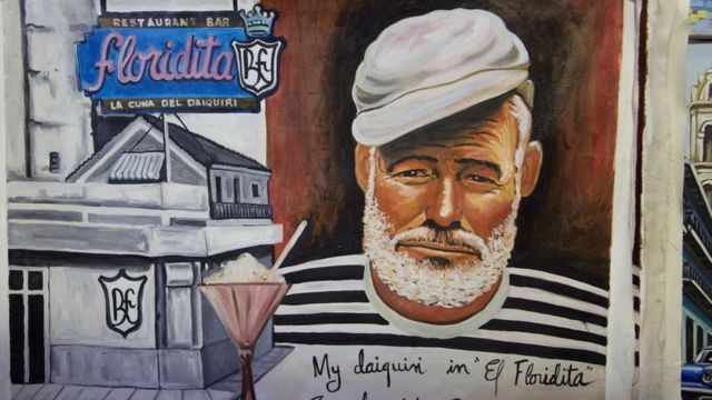 Pintura do rosto de Hemingway em uma muro