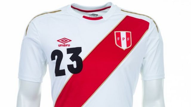 Mundial Rusia 2018: conoce las 32 camisetas oficiales que lucirán la Copa del Mundo de fútbol - BBC News