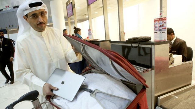 Es la prohibición de EE.UU. de llevar aparatos electrónicos en la cabina  del avión un castigo disfrazado contra aerolíneas de Medio Oriente? - BBC  News Mundo