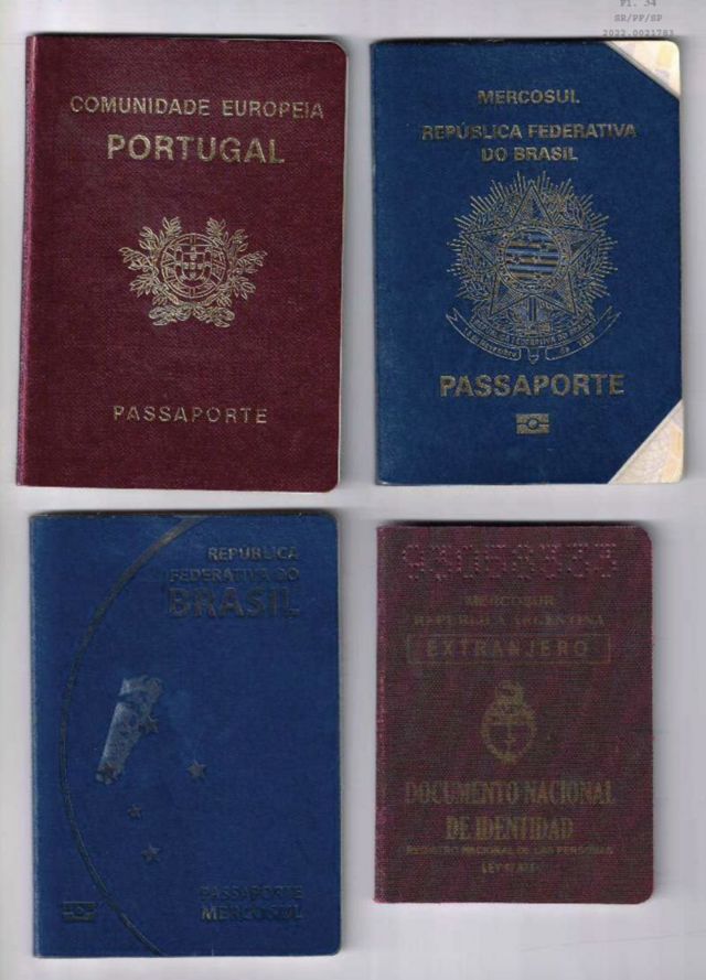 La Policía Federal encontró varios documentos, incluidos pasaportes con Sergey Cherkasov.