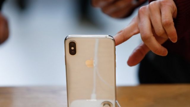 iPhone X