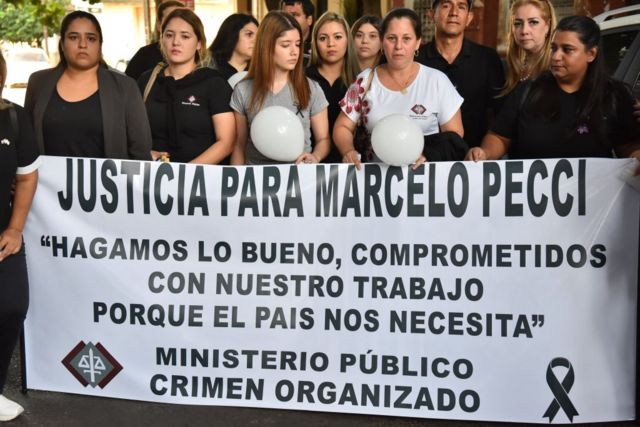 After the assassination the Paraguayans showed their support for Pechi