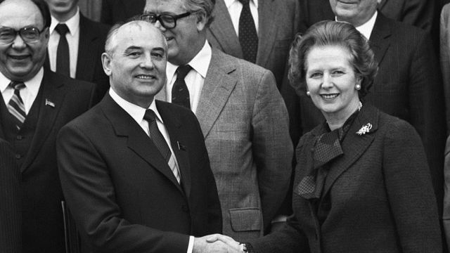 Mijaíl Gorbachov y Margarte Thatcher