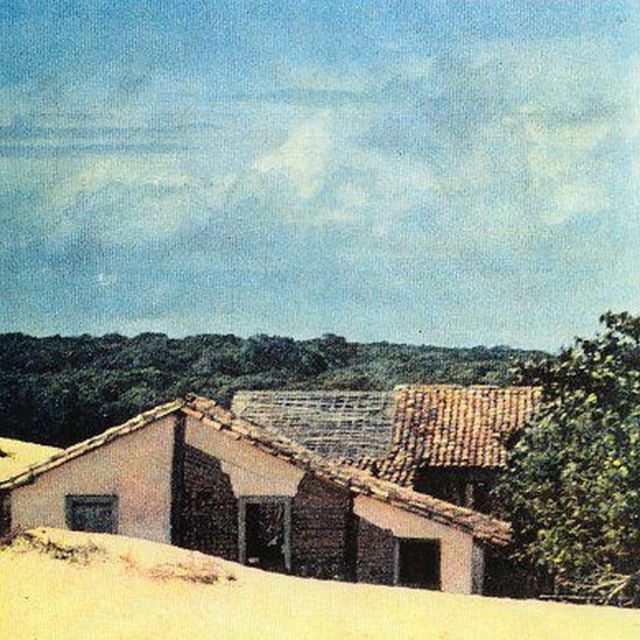 Dunas adentram a antiga vila: processo de soterramento levou aproximadamente uma década