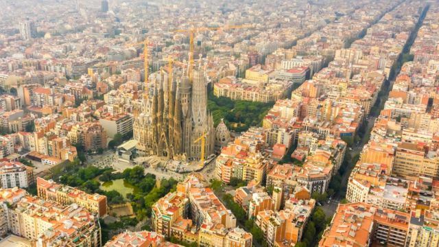 Barcelona ve the Sagrada Familia Katedrali.