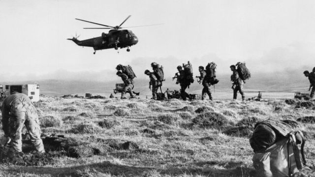 British soldiers in the Falkland Islands/Malvinas during the 1982 War.